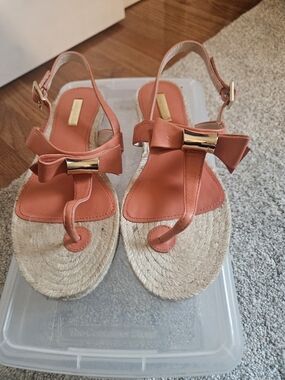 Louise Et Cie "Adrean" Women’s Coral Bow Espadrille Thong Sandals